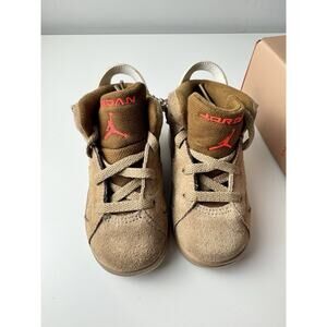 Travis Scott Jordan 6 Khaki Size 7c